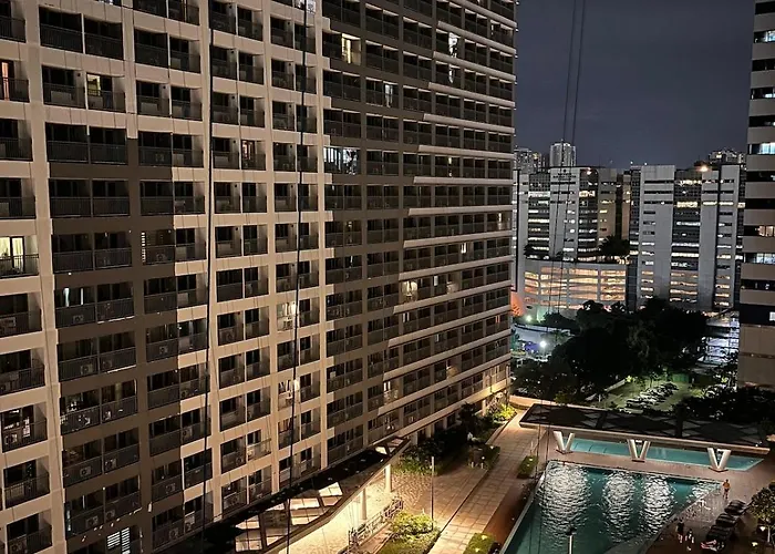 Apartment Modern 1br With Pool Near Greenfield Megamall & Edsa Manila
